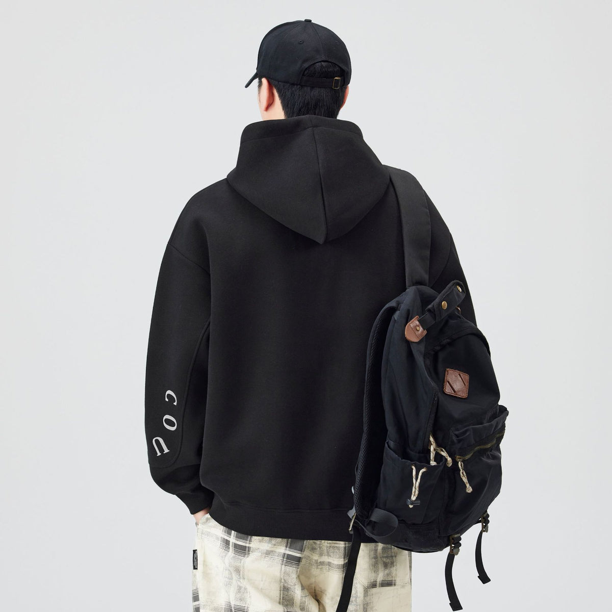 Heavyweight Zip Hoodie — El peso que da presencia | ATELIER NOVA