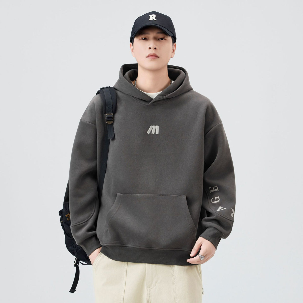 Heavyweight Zip Hoodie — El peso que da presencia | ATELIER NOVA